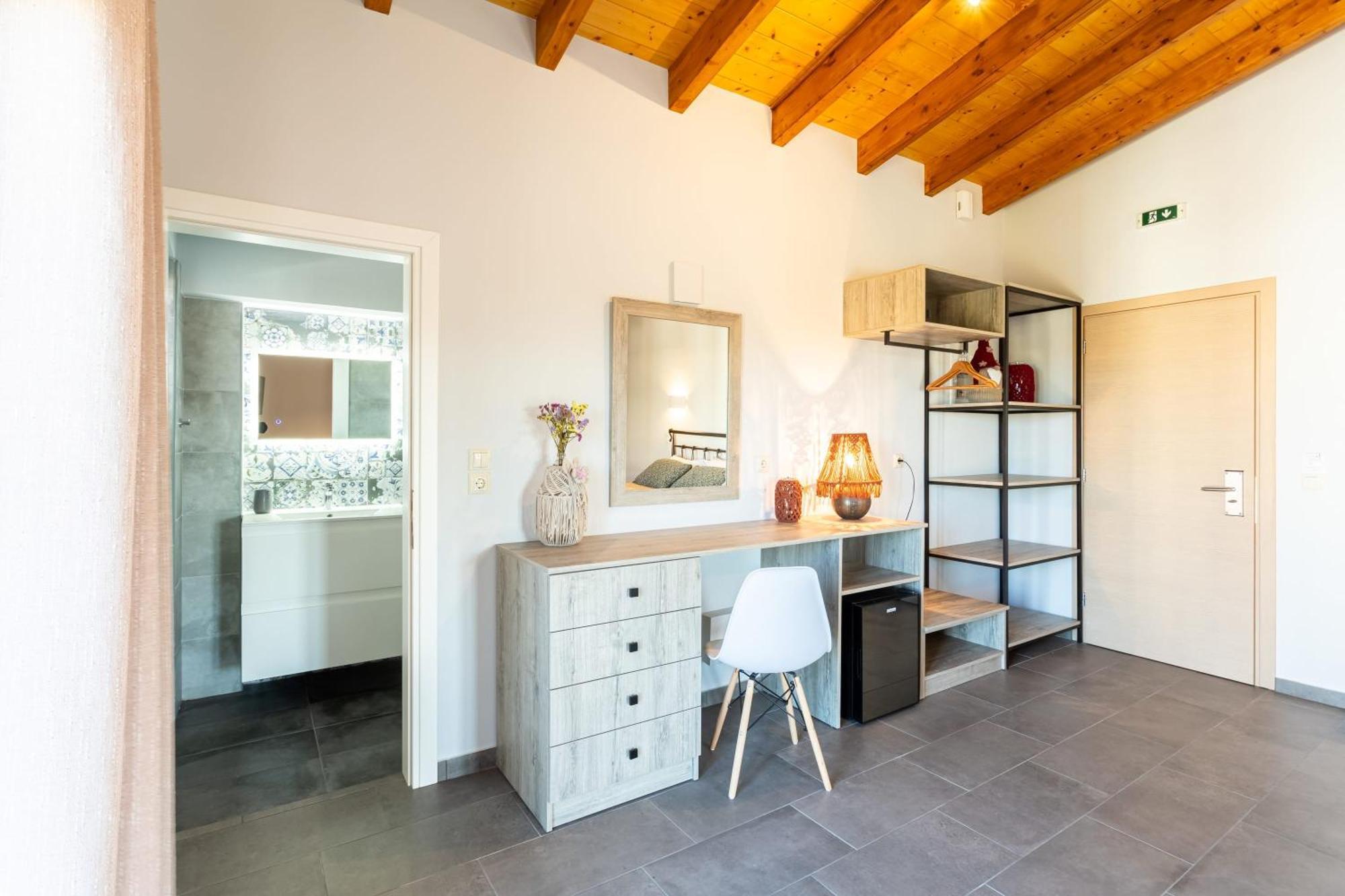 Petrino Serene Nests - Bright Getaways Kakovatos Eksteriør bilde